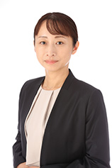 梅﨑　亜希子 Akiko Umezaki